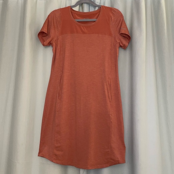 3 for $25! Columbia Womens peach Dress, size small - Picture 1 of 7